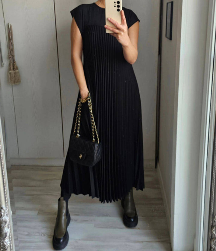 Elara™ - Breezy Pleated Maxi Dress