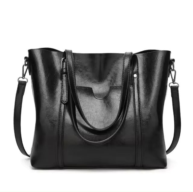 Clara - Sleek Leather Shoulder Bag