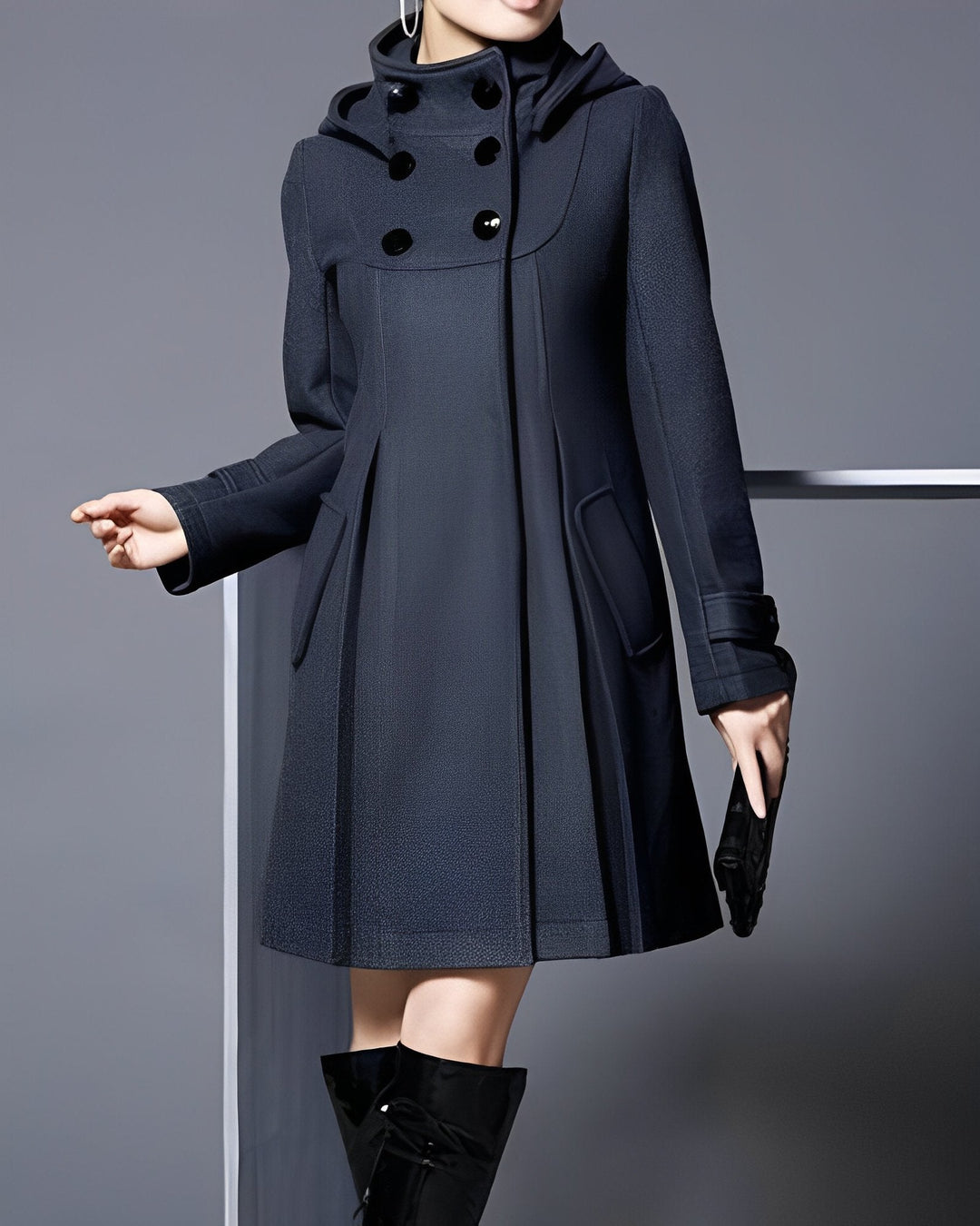 Ophelia™ - Timeless Buttoned Overcoat