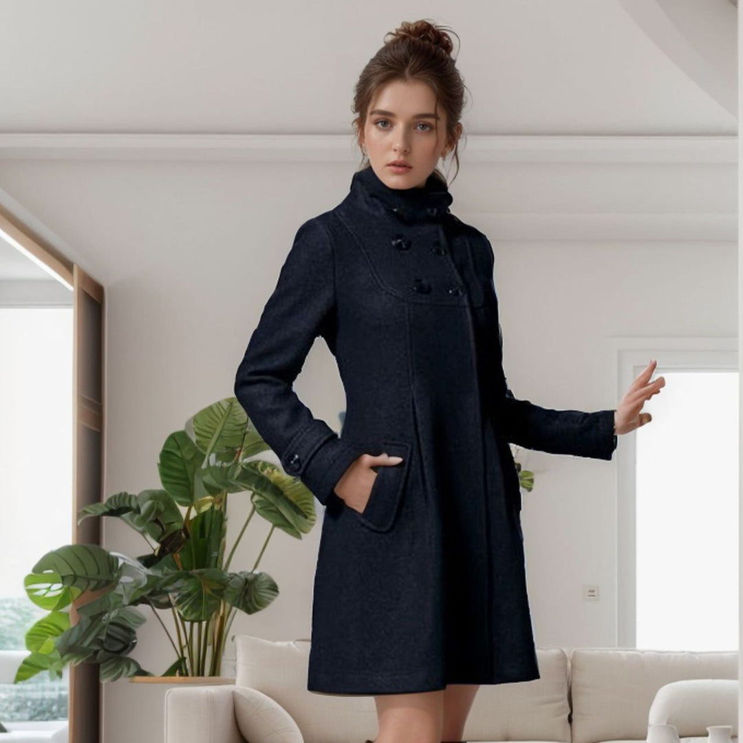 Ophelia™ - Timeless Buttoned Overcoat