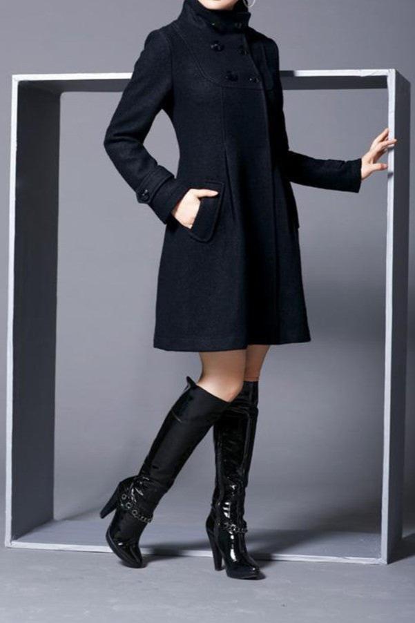 Ophelia™ - Timeless Buttoned Overcoat