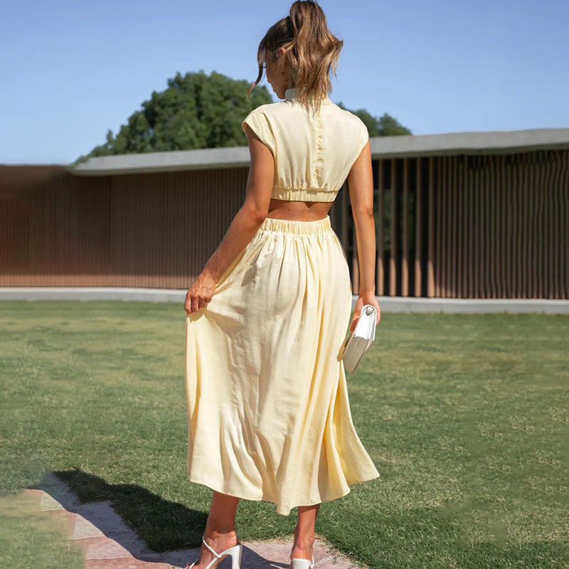 LUNA | PLEATED DRESS WITH HIGH NECK